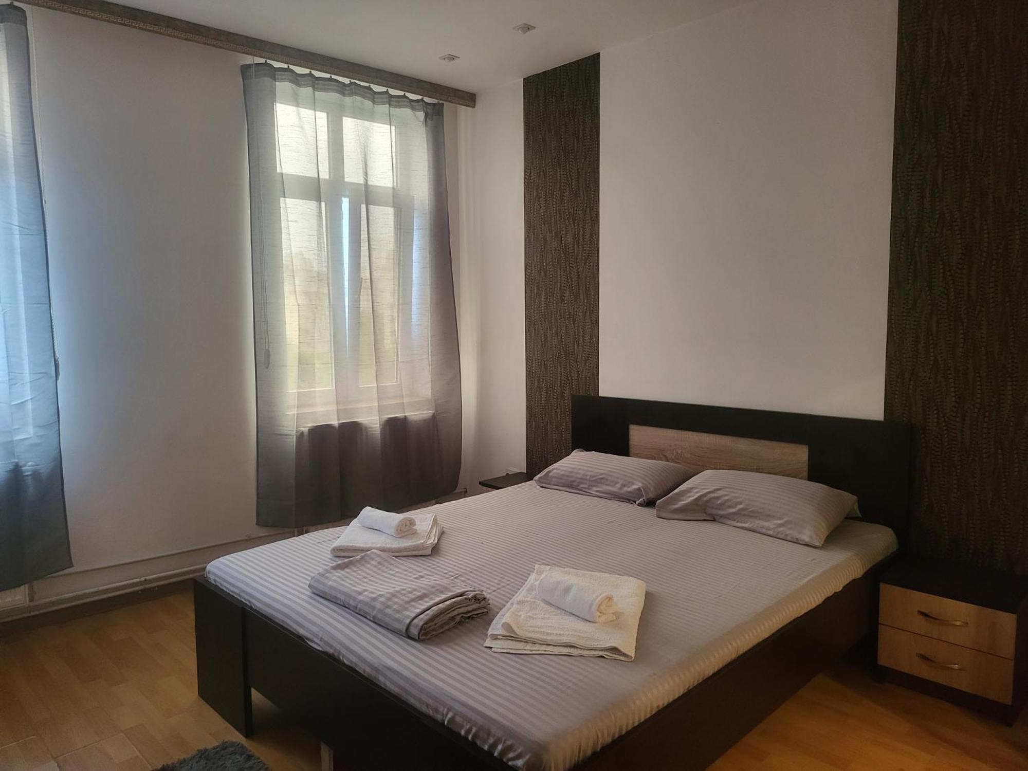 Aparthotel Yanis ブカレスト エクステリア 写真